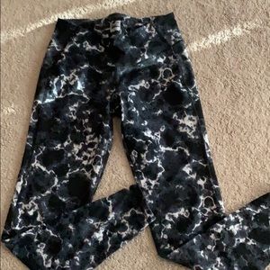 Old Navy active yoga pants size medium